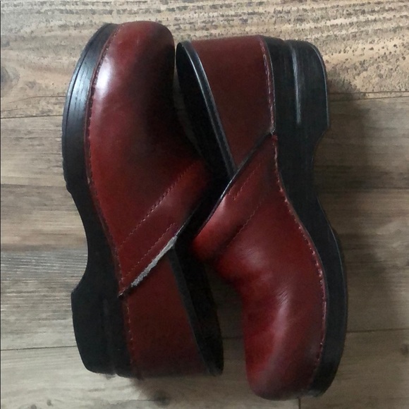 Dansko Clogs - Picture 2 of 5